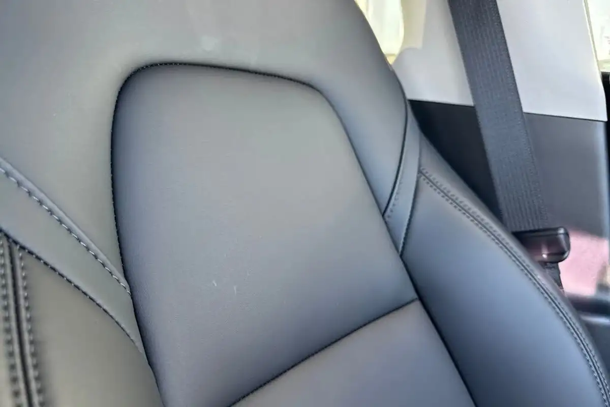 2023-tesla-model-y-e-rwd-big-54