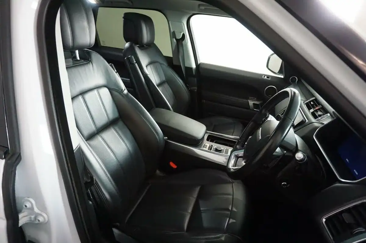 2018-land-rover-range-rover-sport-30-sd-v6-hse-sd-v6-big-16