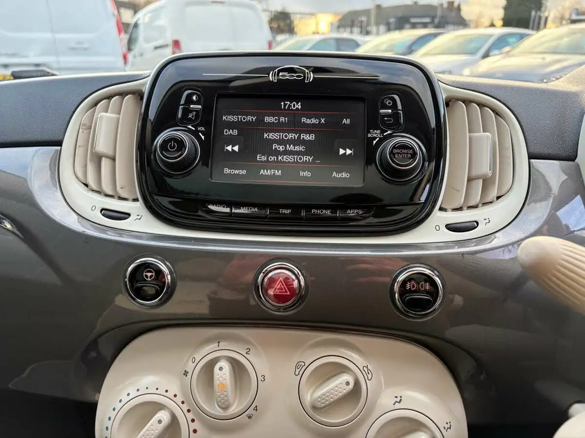 2018-fiat-500-12-lounge-big-19