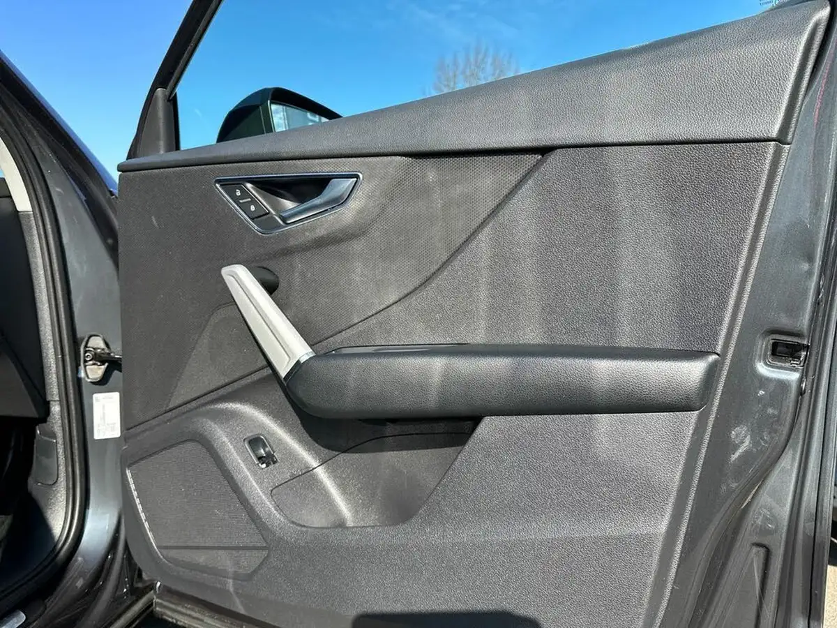 2021-audi-q2-10-30-tfsi-sport-big-34