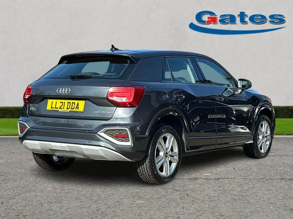 2021-audi-q2-10-30-tfsi-sport-big-6