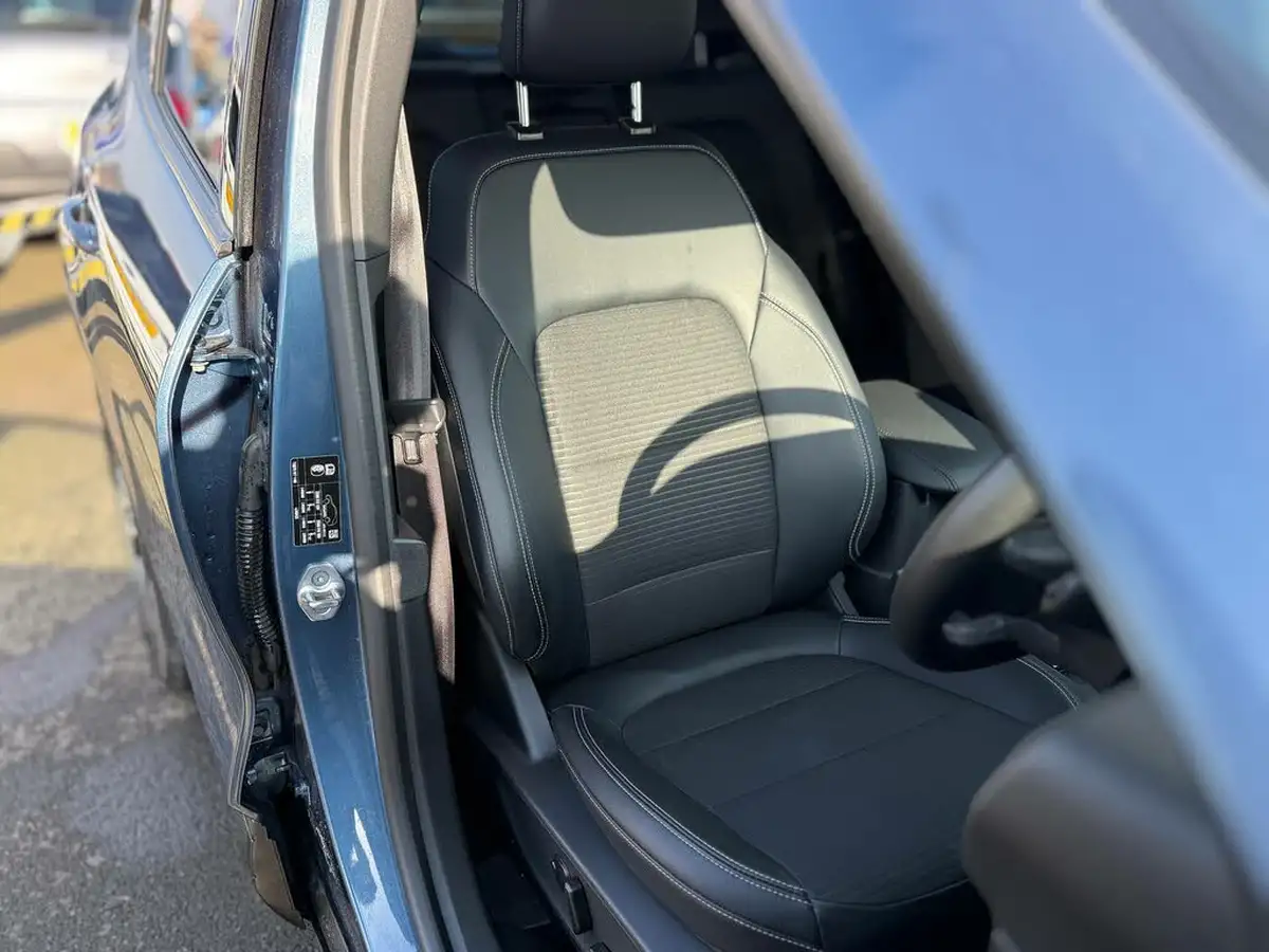 2023-ford-kuga-15t-titanium-edition-big-9