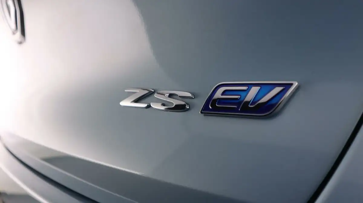 2021-mg-zs-suv-e-exclusive-ev-big-20