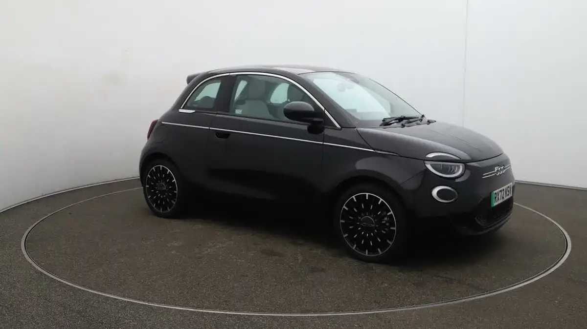 2022-fiat-500-e-la-prima-big-45