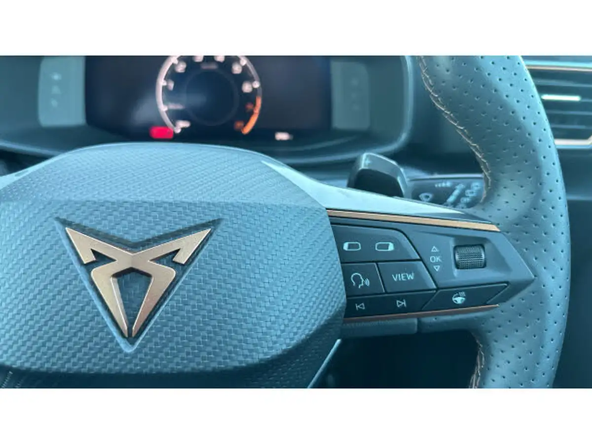 2024-cupra-leon-nf-20-tsi-vz2-design-edition-300ps-hatchback-big-17