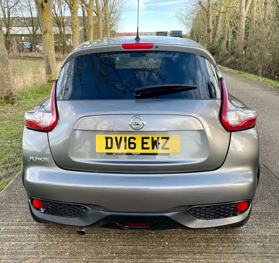 2016-nissan-juke-12-acenta-big-22