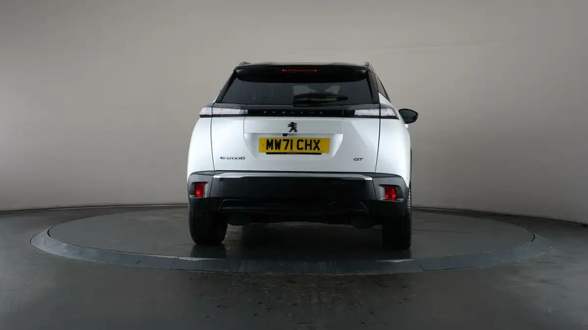 2021-peugeot-2008-suv-e-gt-premium-50kwh-big-63