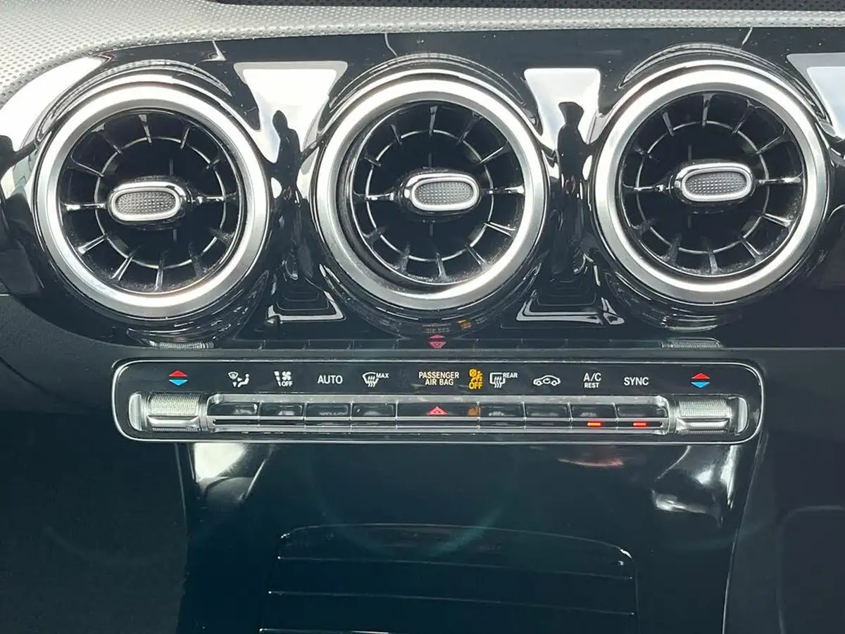 2019-mercedes-benz-a-class-13-a180-amg-line-hatchback-5d-7g-dct-big-29
