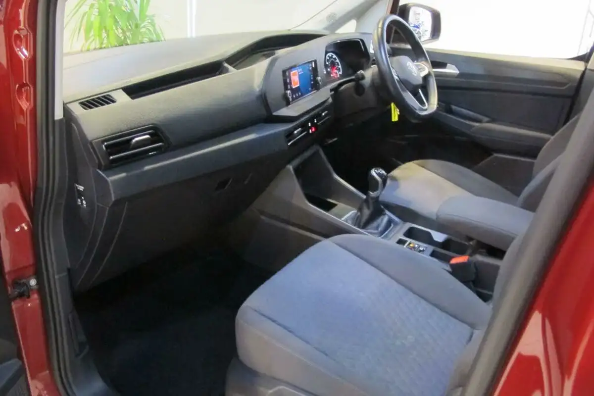 2022-volkswagen-caddy-20tdi-maxi-life-122ps-big-4