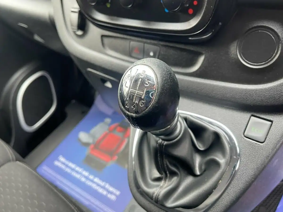 2018-vauxhall-vivaro-16cdti-2700-l1h1-125pseu6-biturbo-ss-ecotec-big-22