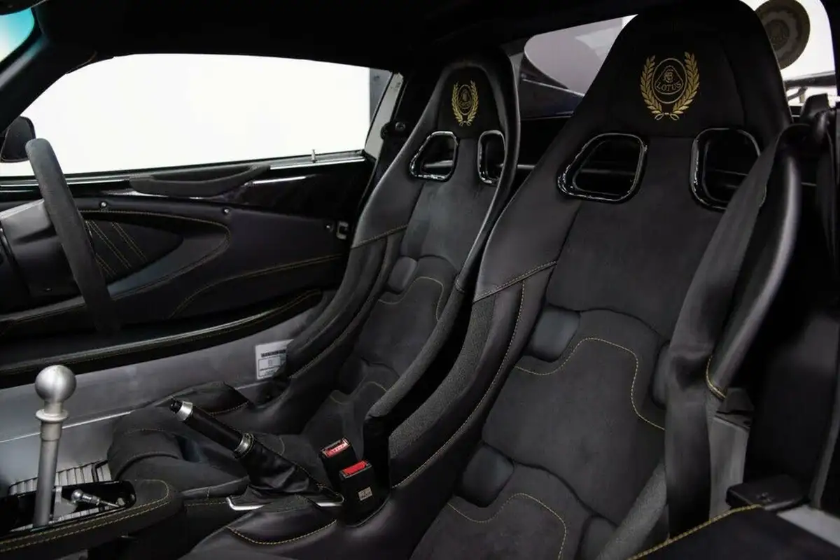 2018-lotus-elise-18-250-cup-big-3