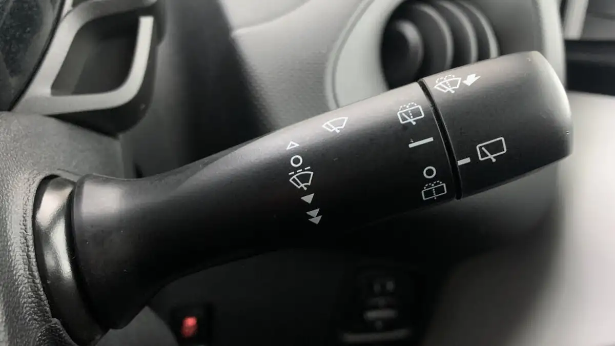 2021-citroen-c1-10-vti-shine-5d-big-32
