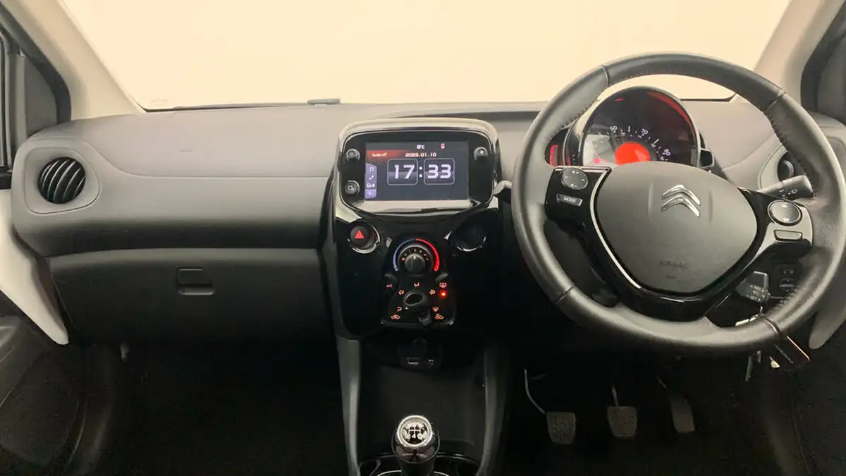 2021-citroen-c1-10-vti-shine-5d-big-8