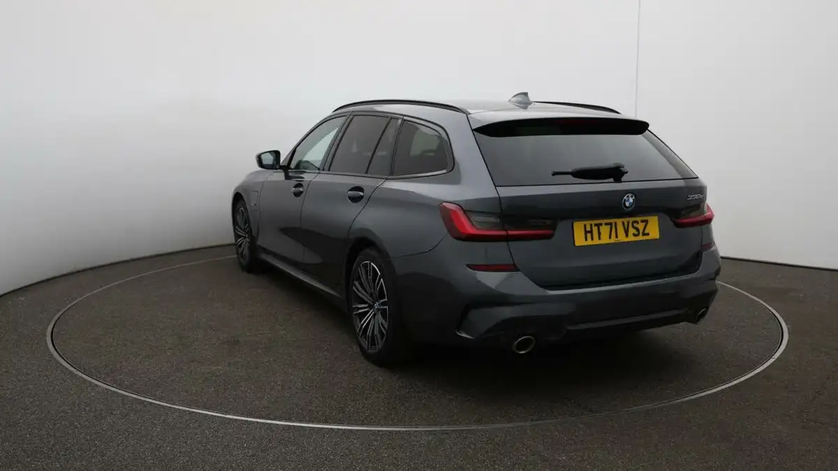 2022-bmw-3-series-20-330e-m-sport-touring-5d-big-55