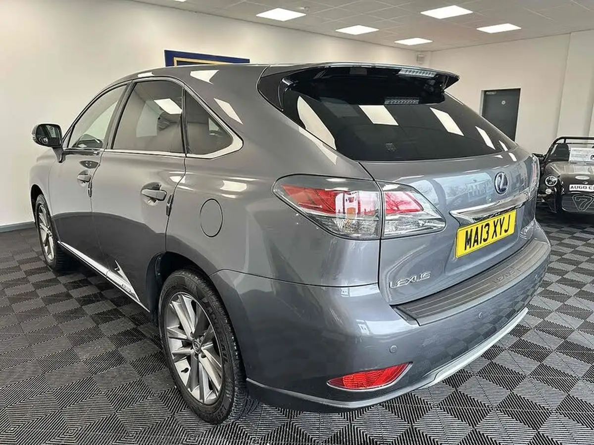 2013-lexus-rx-450h-35-premier-big-5