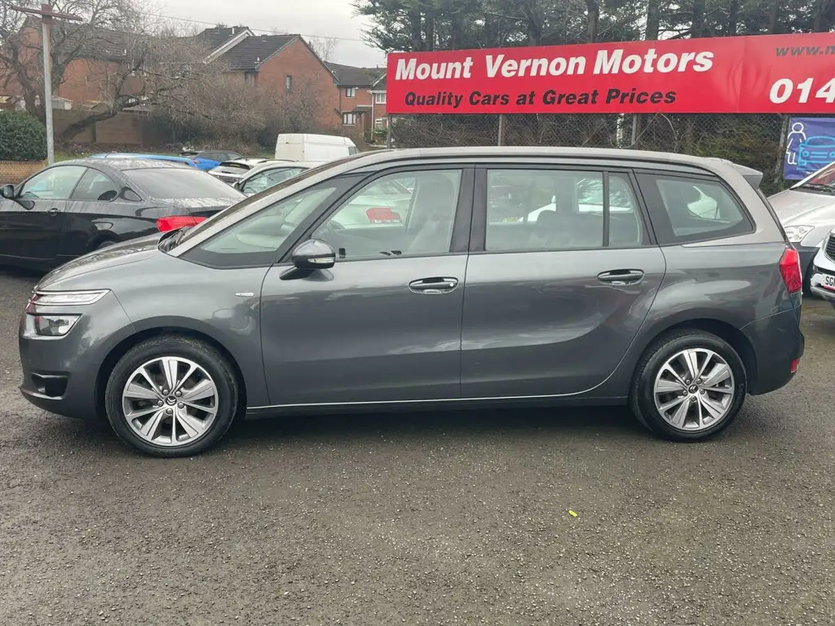 2016-citroen-grand-c4-picasso-16bluehdi-exclusive-big-2