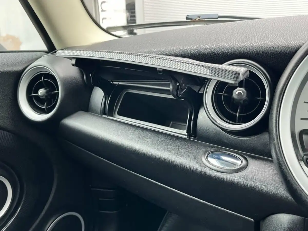 2012-mini-cooper-16-cooper-s-hatchback-3d-big-24