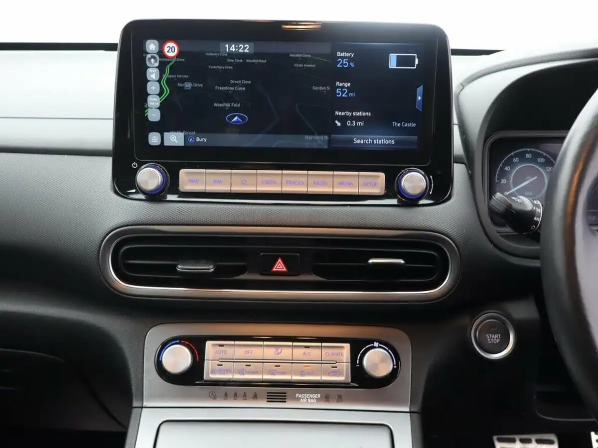 2022-hyundai-kona-e-premium-204ps-64kwh-7kw-obc-big-18