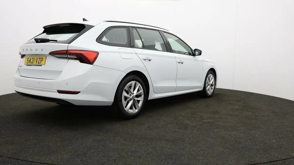 2021-skoda-octavia-10-tsi-se-technology-estate-big-76