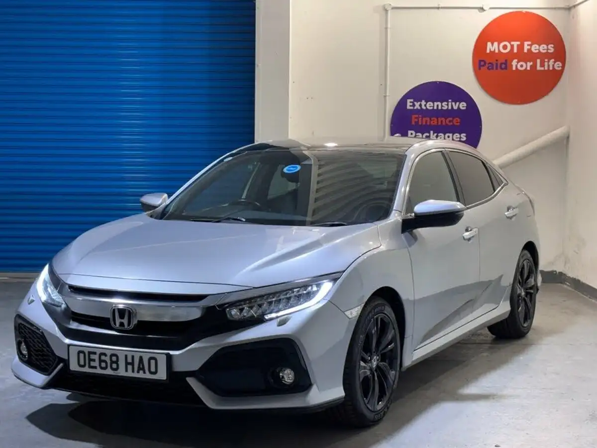 2018-honda-civic-15-vtec-turbo-prestige-ss-big-2