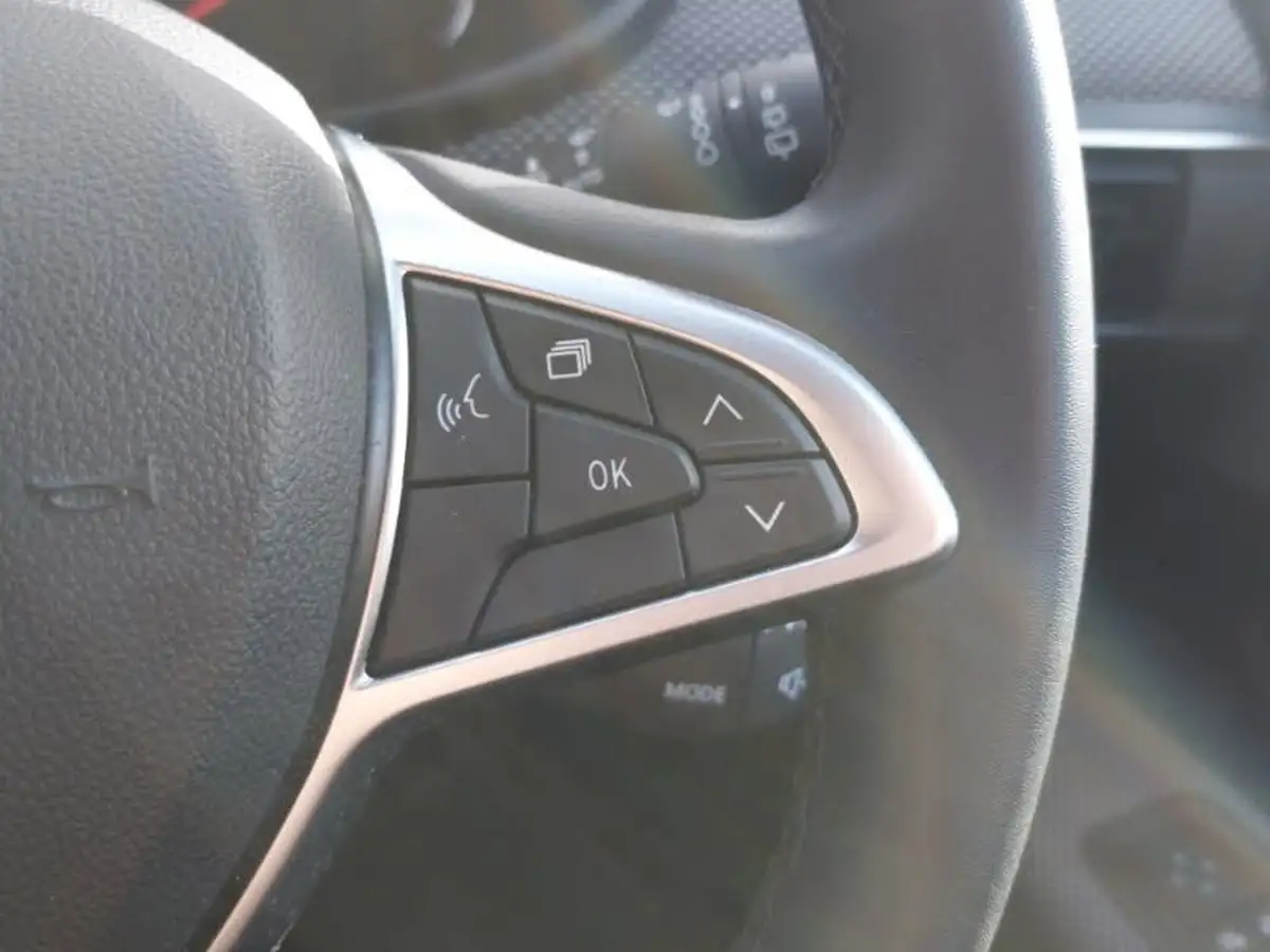 2022-dacia-jogger-10-tce-comfort-big-12