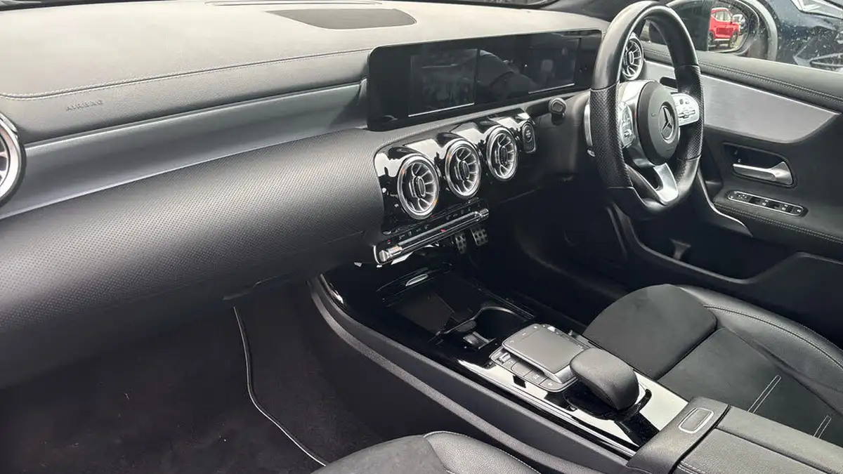 2021-mercedes-benz-a-class-13-a250e-amg-line-edition-saloon-4d-big-9