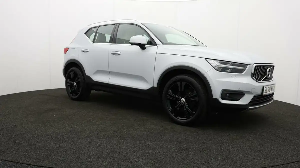 2021-volvo-xc40-15-t3-inscription-pro-163bhp-big-39
