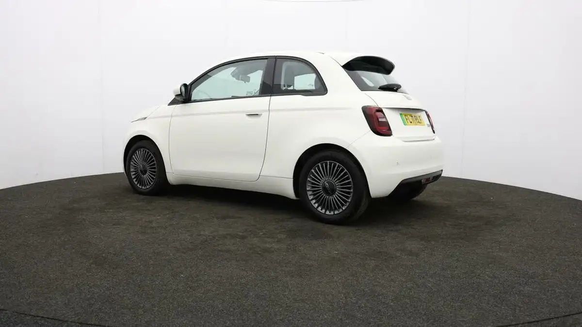 2021-fiat-500-e-icon-big-72