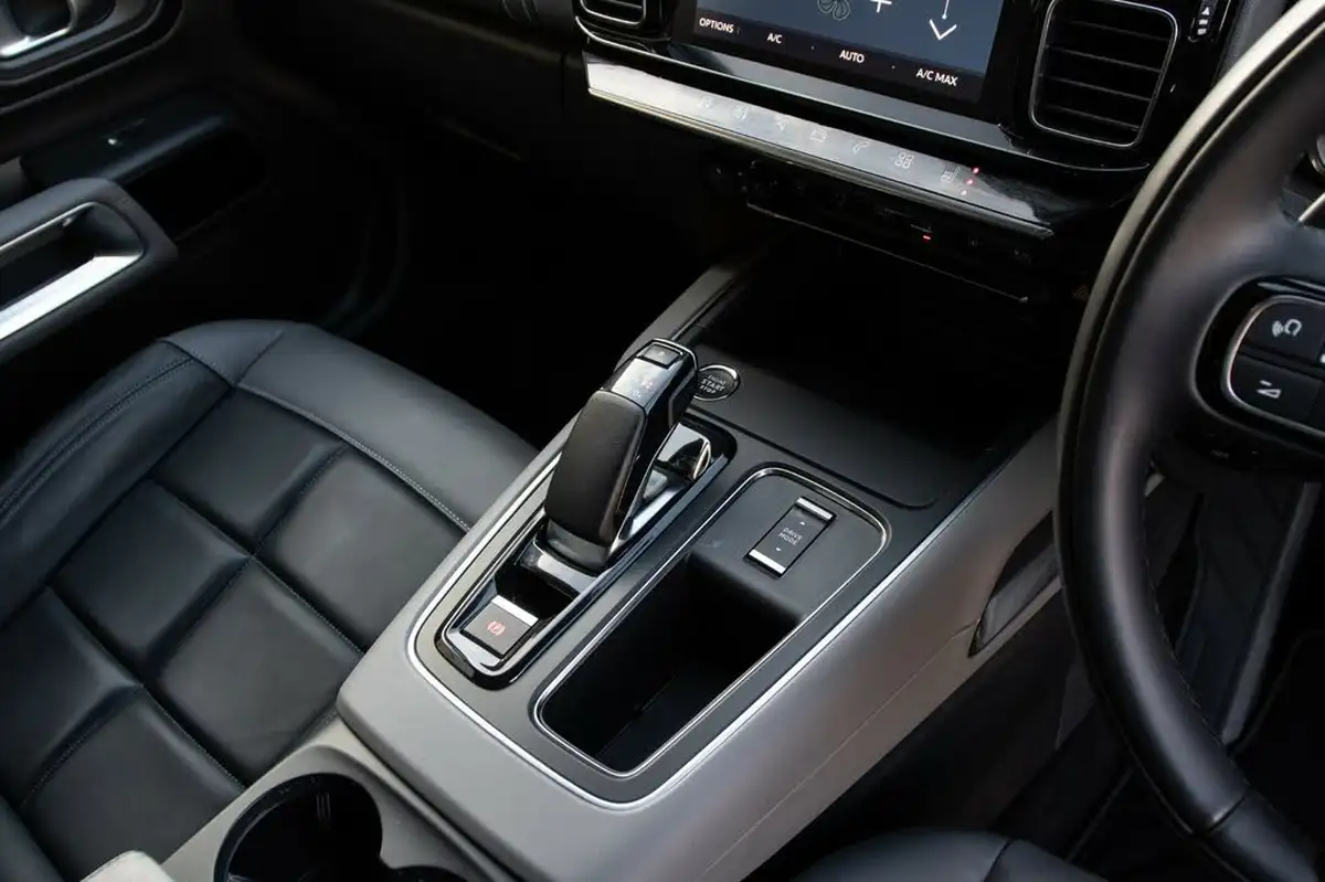 2021-citroen-c5-aircross-16-puretech-shine-plus-5d-big-31