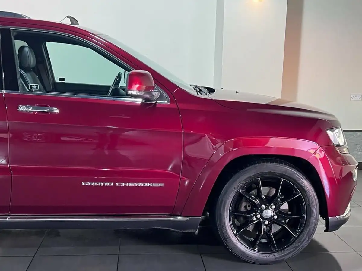 2016-jeep-grand-cherokee-30crd-summit-big-18