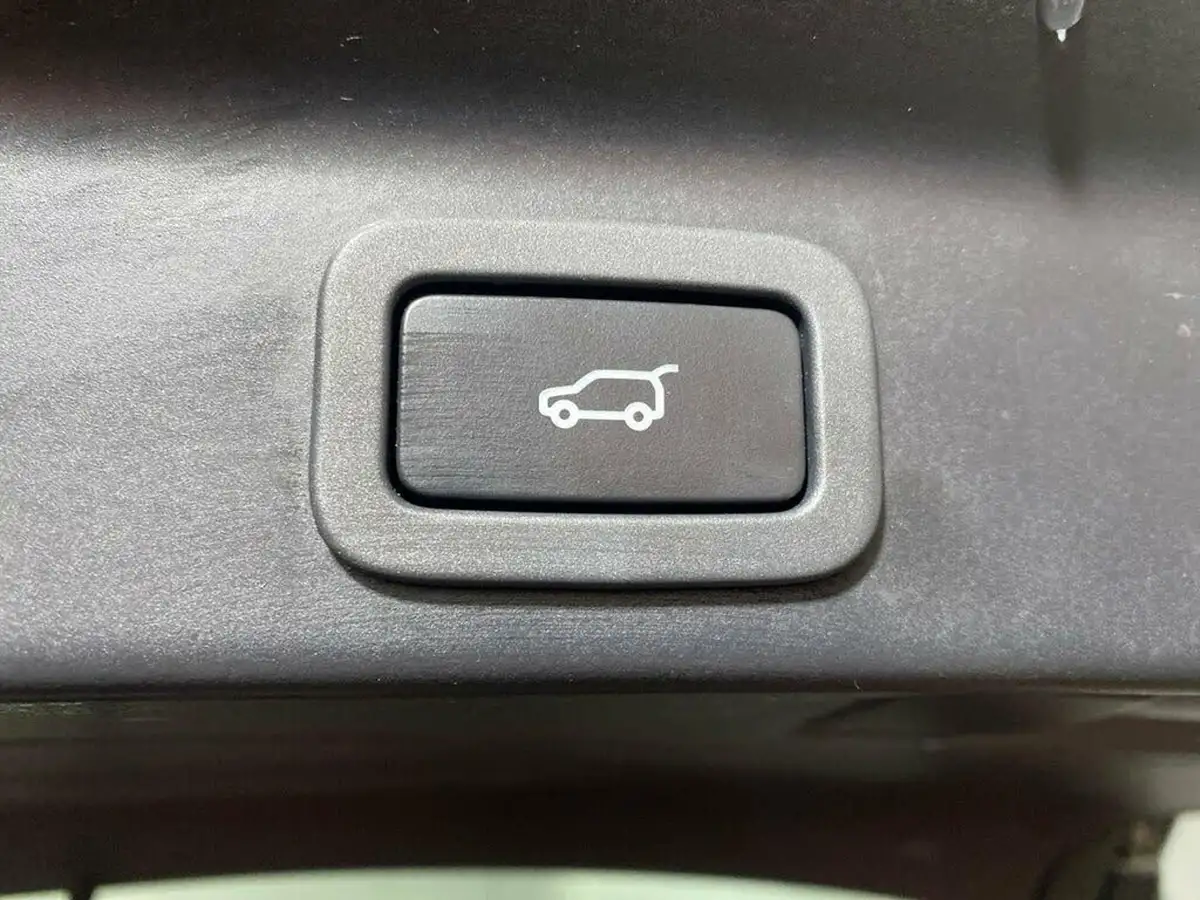 2018-jaguar-f-pace-20-i4d-portfolio-180ps-auto-big-29