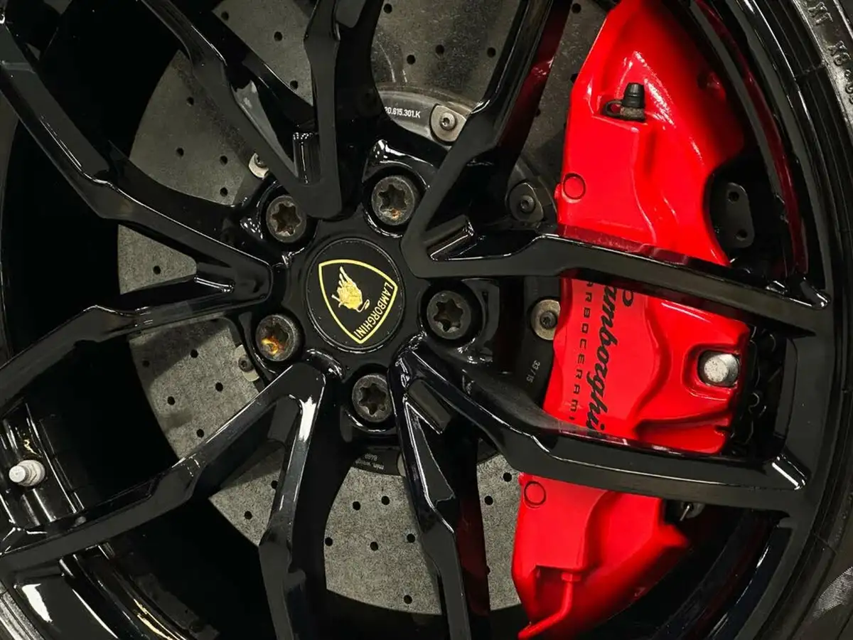 2016-lamborghini-huracan-52-lp-610-4-4wd-coupe-big-34