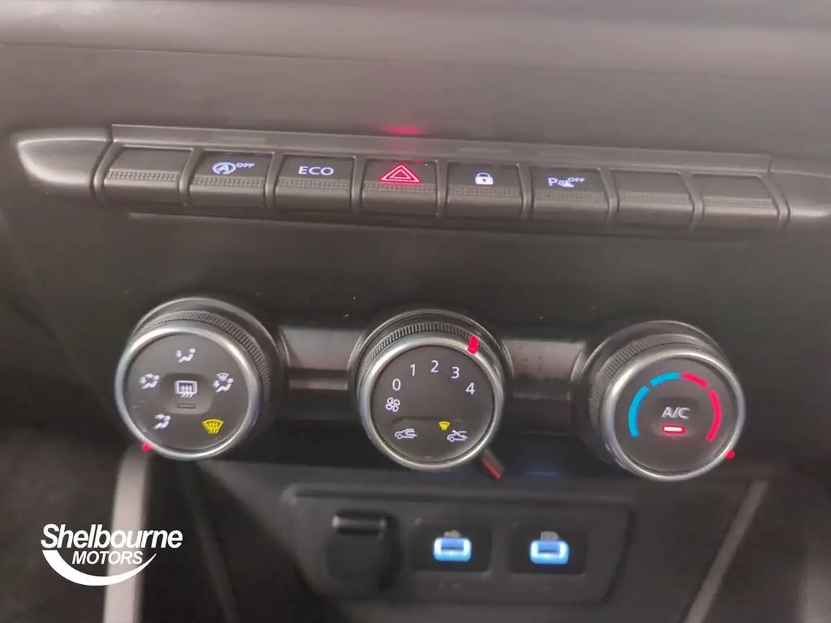 2022-dacia-duster-13-tce-comfort-150hpeu6d-4x2-window-van-edc-big-26
