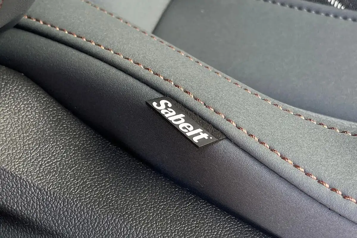 2024-cupra-formentor-15-e-hybrid-vz-first-edition-big-33