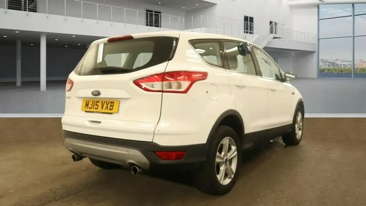 2015-ford-kuga-20tdci-zetec-150ps-big-6