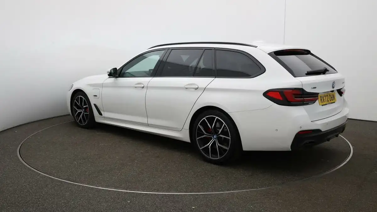 2022-bmw-5-series-20-530e-xdrive-m-sport-touring-5d-big-5