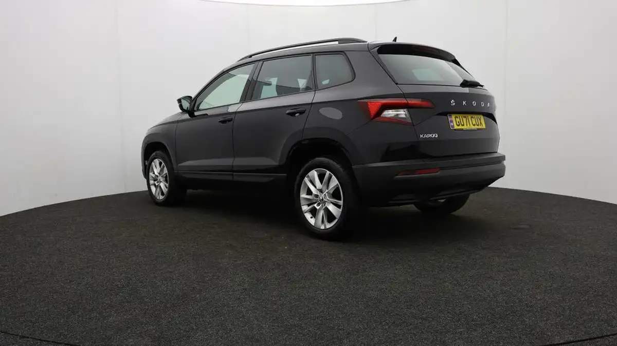 2021-skoda-karoq-15-tsi-se-technology-big-4