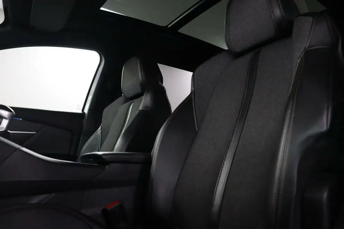 2019-peugeot-3008-suv-12-puretech-gt-line-premium-big-33