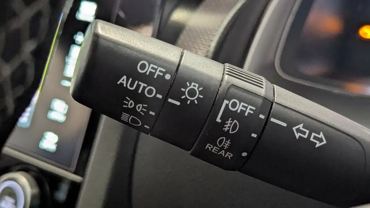 2018-honda-civic-16-i-dtec-ex-ss-hatchback-5d-big-23
