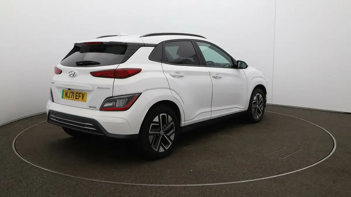 2022-hyundai-kona-e-premium-204ps-64kwh-7kw-obc-big-44