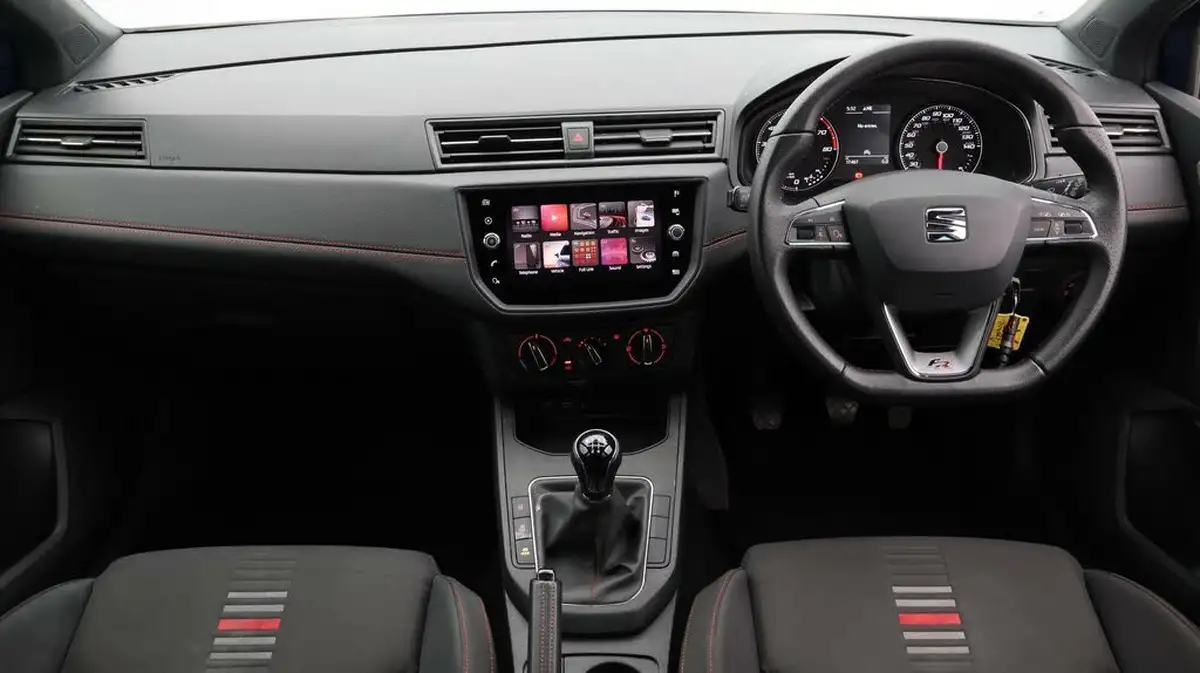 2020-seat-ibiza-10-tsi-fr-95ps-big-13