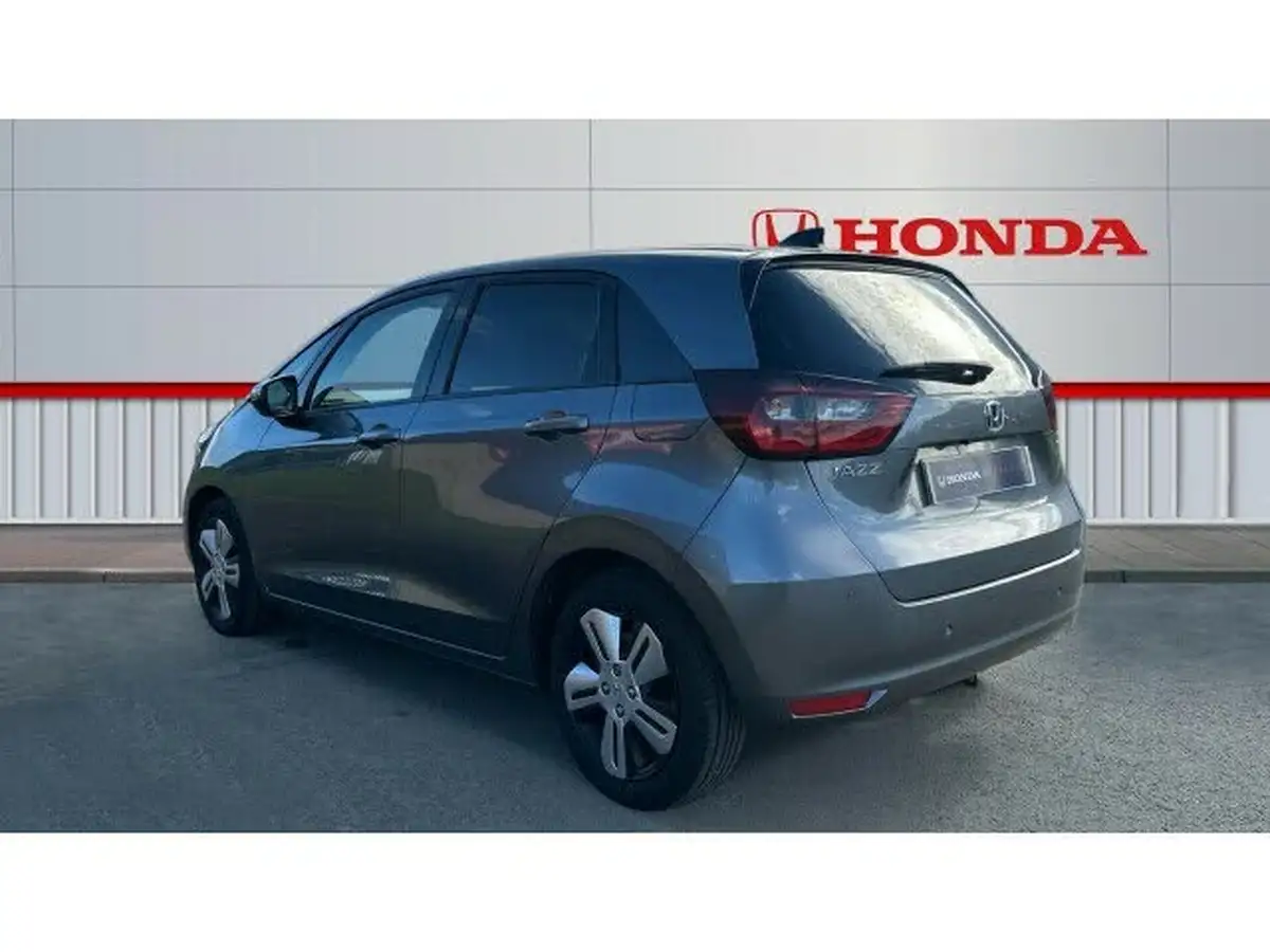 2022-honda-jazz-15-i-mmd-ex-107ps-big-2