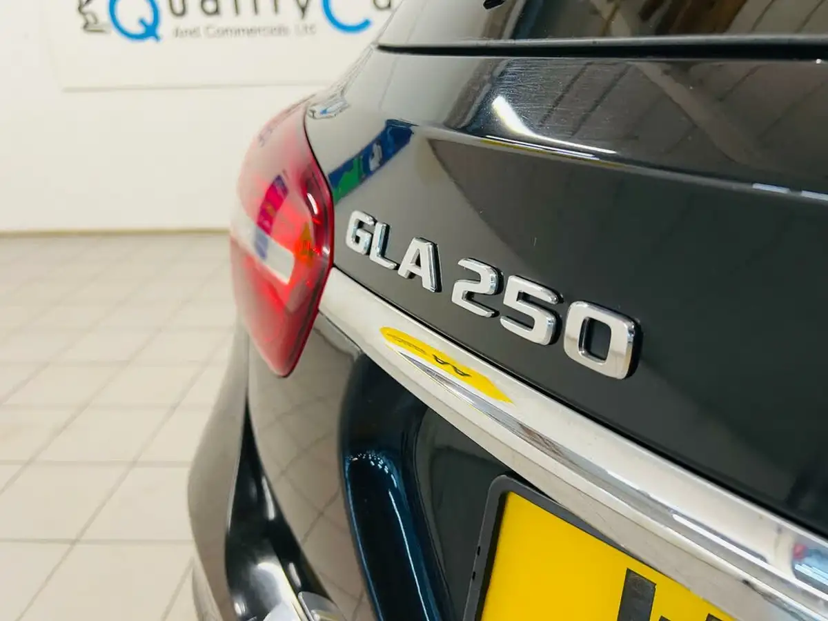 2018-mercedes-benz-gla-class-20-gla-250-sport-208bhp-premiumss-big-40