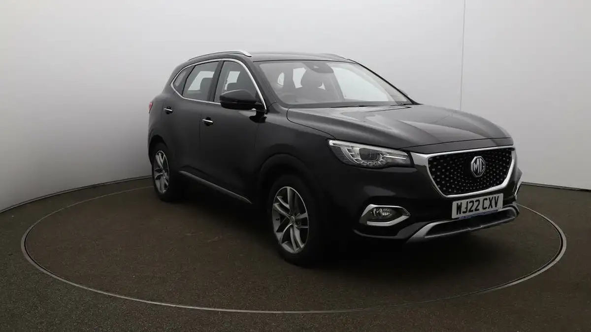 2022-mg-hs-15t-gdi-excite-162ps-big-35