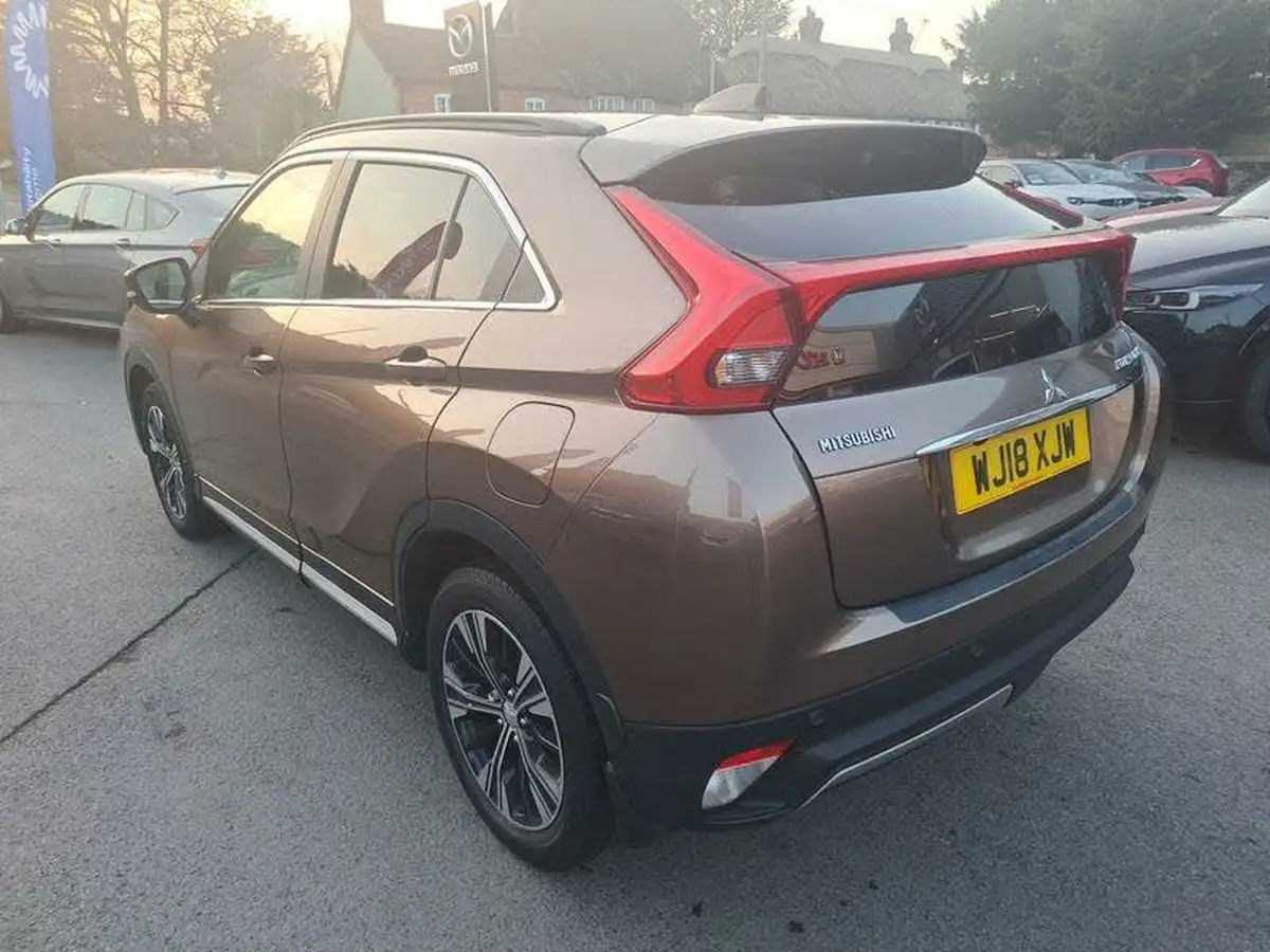 2018-mitsubishi-eclipse-cross-15-4-big-4
