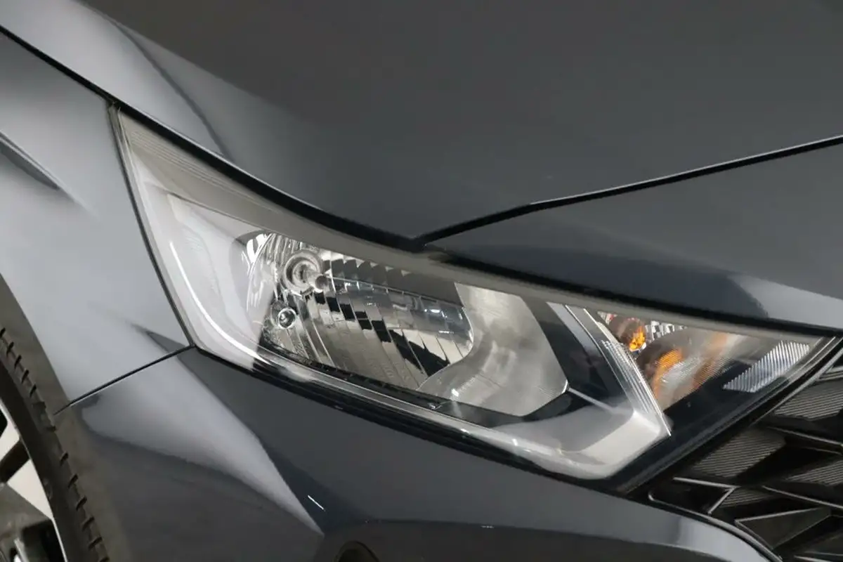 2021-hyundai-i20-10-t-gdi-se-connect-dct-big-7