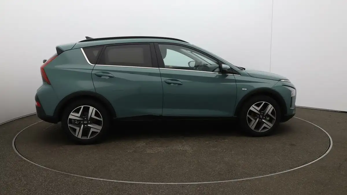2022-hyundai-bayon-10-t-gdi-premium-100ps-dct-big-8