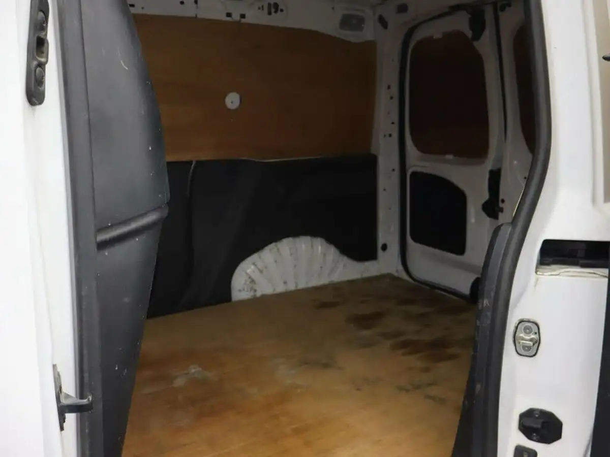 2020-vauxhall-combo-15cdti-sportive-2300-100pseu6dt-l1h1-panel-big-20