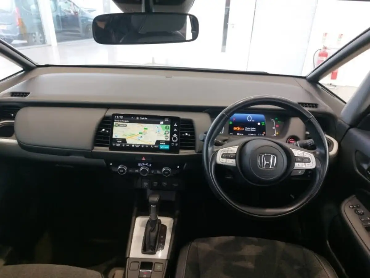2021-honda-jazz-15-i-mmd-ex-107ps-big-2