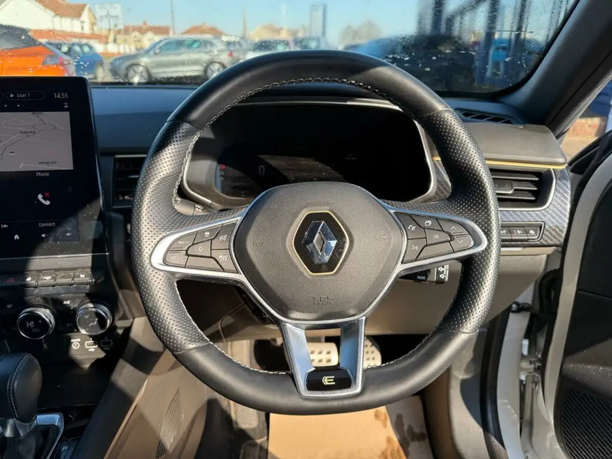 2023-renault-arkana-16-e-tech-engineered-big-26
